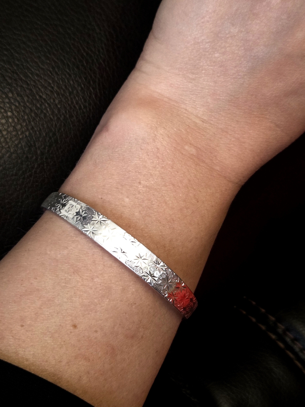 Floral Engraved Silver Bangle Bracelet. 999 Pure Silver. Hupoallergenic
